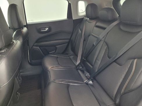 Used 2018 Jeep Compass Latitude w/ Popular Equipment Group image 18