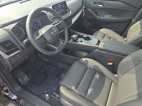 New 2026 Nissan Rogue Dark Armor FWD image 16