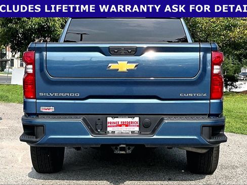Used 2024 Chevrolet Silverado 1500 Custom AWD/4WD image 4