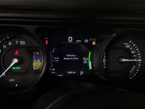 Used 2024 Jeep Wrangler Unlimited w/ Technology Group AWD/4WD image 17