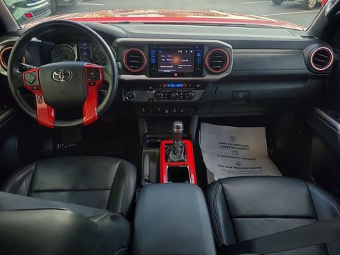 Used 2019 Toyota Tacoma SR5 image 17