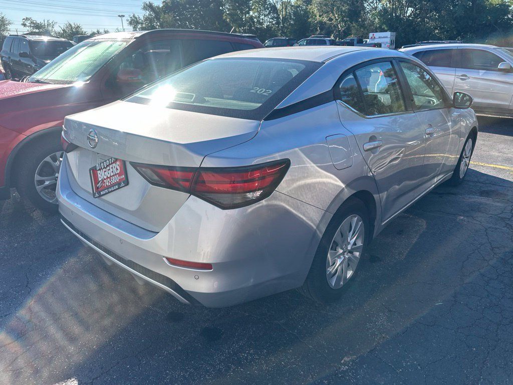 Used 2021 Nissan Sentra S FWD image 3