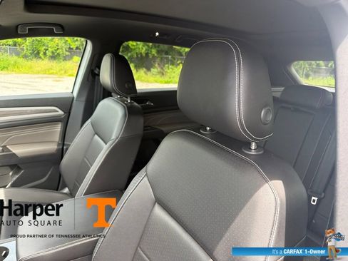 Used 2023 Volkswagen Atlas Cross Sport SE w/ Panoramic Sunroof Package AWD/4WD image 12