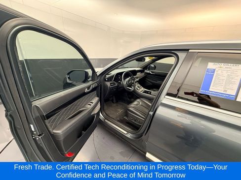 Used 2022 Hyundai Palisade Calligraphy image 7