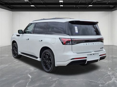 New 2026 INFINITI QX80 SPORT image 3