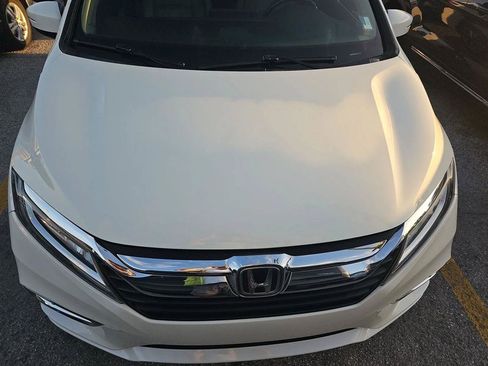 Used 2018 Honda Odyssey Elite image 2