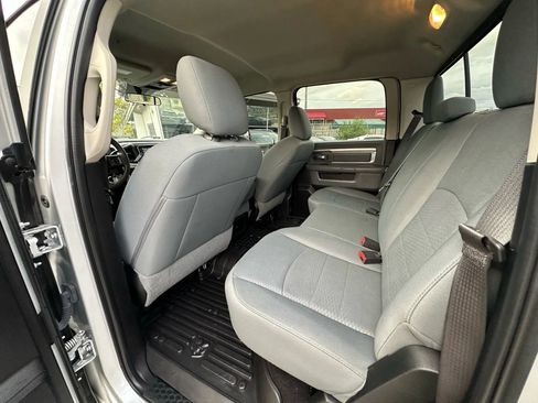 Used 2018 RAM 2500 SLT image 10