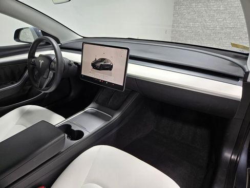 Used 2023 Tesla Model 3 Performance image 51