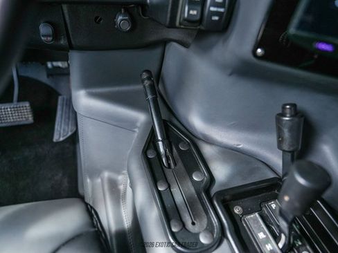 Used 2003 HUMMER H1 4-Door Open Top AWD/4WD image 44