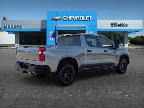 Used 2021 Chevrolet Silverado 1500 LT Trail Boss AWD/4WD image 5