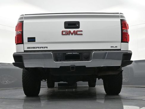 Used 2018 GMC Sierra 1500 SLE w/ Suspension Package, Off-Road AWD/4WD image 30