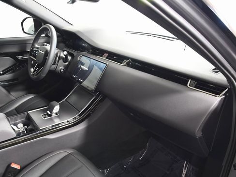 Used 2025 Land Rover Range Rover Evoque Dynamic SE image 19