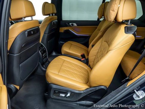 Used 2024 BMW X7 xDrive40i w/ M Sport Package image 14