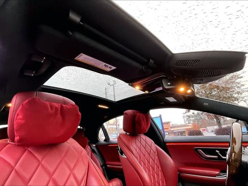 Used 2022 Mercedes-Benz S 500 4MATIC image 13