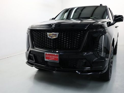Used 2025 Cadillac Escalade V image 72