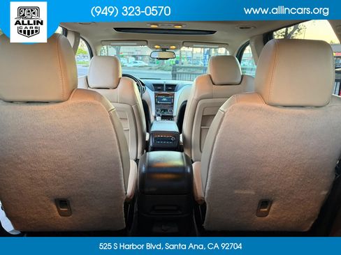 Used 2012 Chevrolet Traverse LTZ image 19