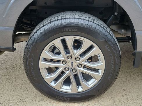 Used 2024 Ford F150 XLT w/ Equipment Group 302A MID image 32