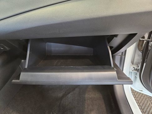 Used 2024 Toyota Corolla LE FWD image 29