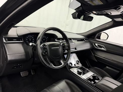 Used 2018 Land Rover Range Rover Velar R-Dynamic SE AWD/4WD image 8