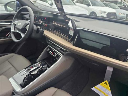 New 2025 Audi Q5 Premium AWD/4WD image 12