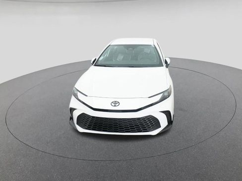 New 2026 Toyota Camry SE image 15