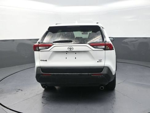 Used 2025 Toyota RAV4 LE AWD/4WD image 7