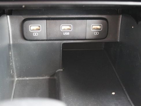 Used 2022 Kia Sorento S AWD/4WD image 11