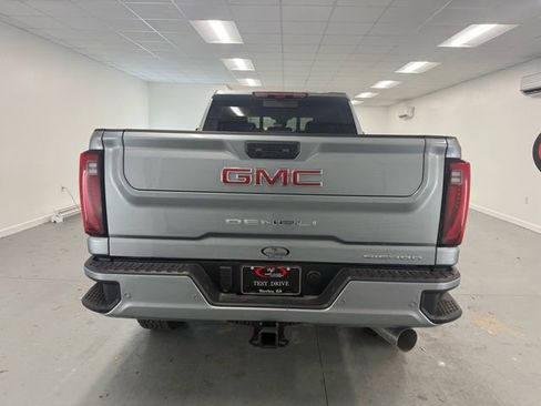 New 2026 GMC Sierra 2500 Denali w/ Denali Reserve Package image 6