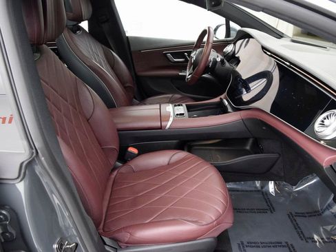 Used 2023 Mercedes-Benz EQS 580 EQS 580 image 16