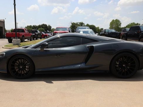 Used 2020 McLaren GT RWD image 8