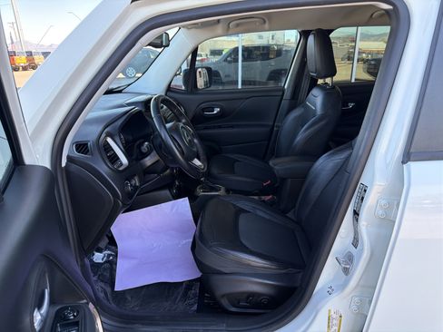 Used 2017 Jeep Renegade Trailhawk image 14