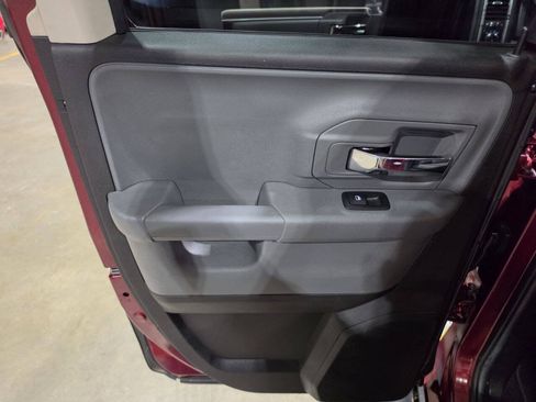 Used 2019 RAM 1500 Warlock AWD/4WD image 29