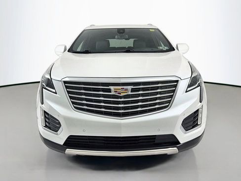 Used 2018 Cadillac XT5 Platinum w/ Driver Assist Package AWD/4WD image 2