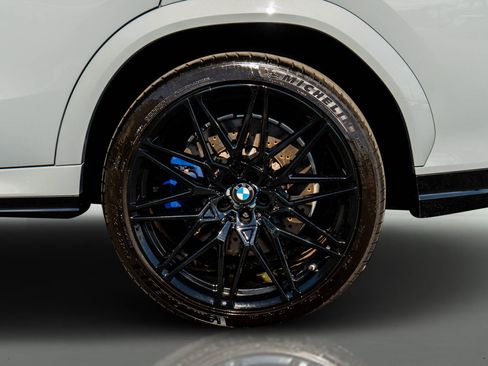 Used 2024 BMW X6 M Competition w/ Executive Package image 18
