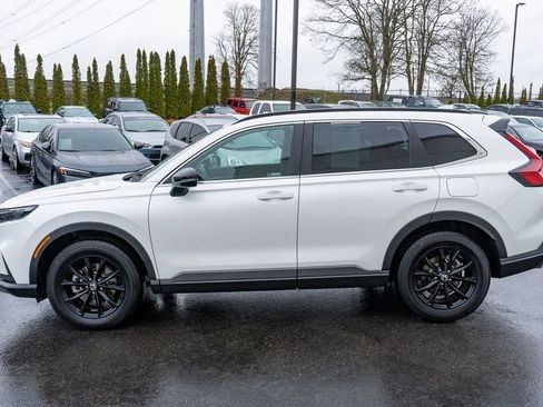 Certified 2025 Honda CR-V Sport image 8