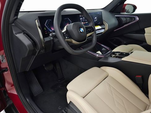 Used 2025 BMW X3 xDrive30i w/ Convenience Package image 13