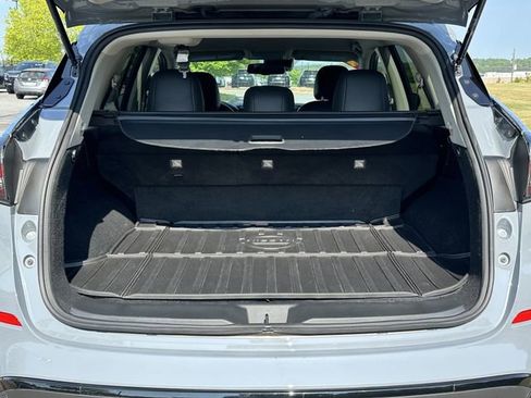 Certified 2024 Nissan Murano SV w/ SV Midnight Edition Package AWD/4WD image 18