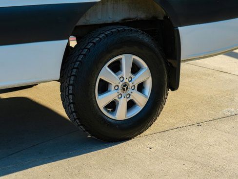 Used 2020 Mercedes-Benz Sprinter 2500 image 47