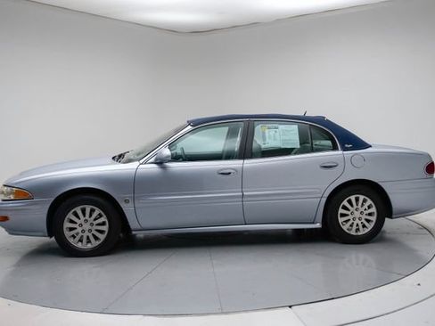 Used 2005 Buick Le Sabre Custom w/ Wheel And Sound Package FWD image 2