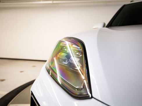 Certified 2025 Porsche Cayenne Turbo AWD/4WD image 13
