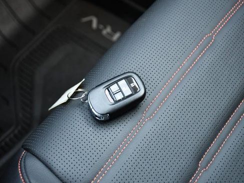 Used 2026 Honda CR-V Sport Touring image 17