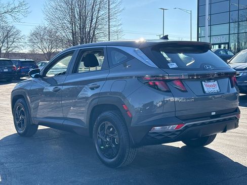 Used 2024 Hyundai Tucson SE image 6