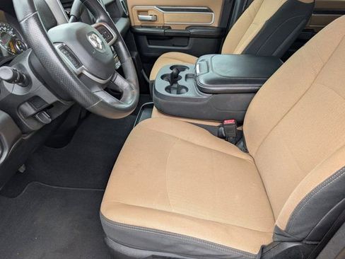 Used 2021 RAM 2500 Big Horn image 14