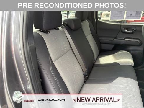 Used 2023 Toyota Tacoma TRD Off-Road w/ Black Out Package (TMS) AWD/4WD image 14