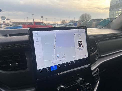 Certified 2024 Ford Expedition XLT image 23