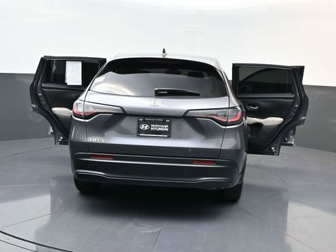 Used 2025 Honda HR-V LX image 28