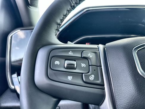 New 2026 GMC Sierra 1500 SLT image 31