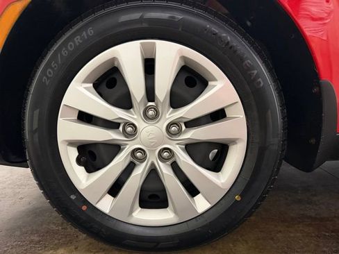 Used 2020 Kia Soul LX image 9