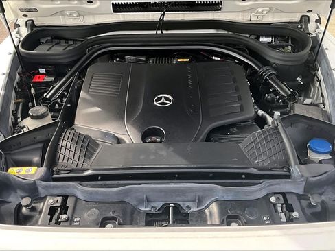 Used 2025 Mercedes-Benz G 550 image 32