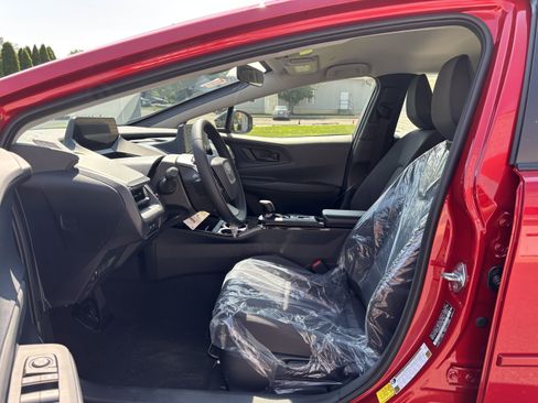 New 2026 Toyota Prius LE FWD image 12